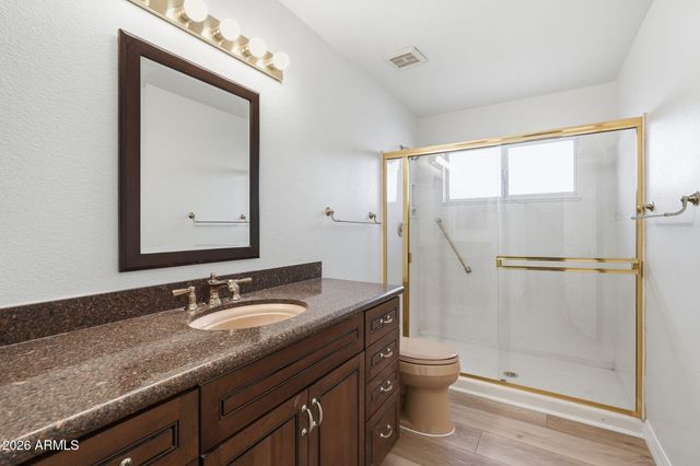 8461 W ROSEMONTE Drive, Peoria, AZ 85382