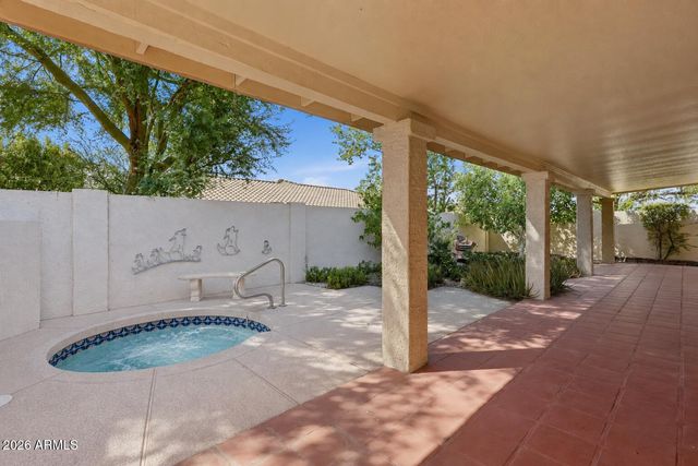 8461 W ROSEMONTE Drive, Peoria, AZ 85382