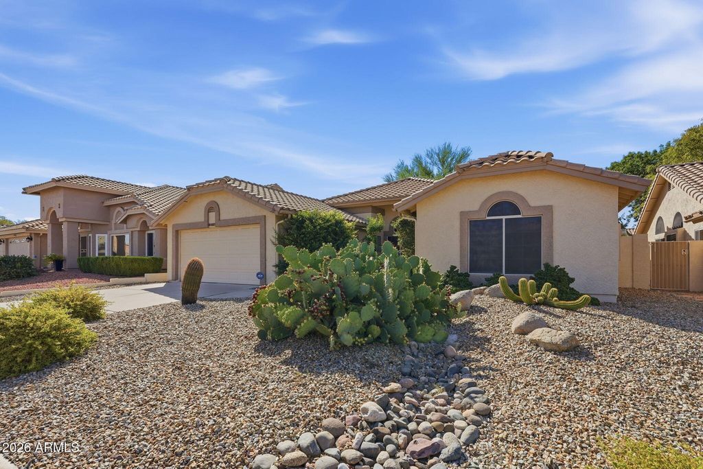 8461 W ROSEMONTE Drive, Peoria, AZ 85382 — photo 2
