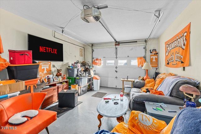 1141 East Timbers E 1141, Greeneville, TN 37745