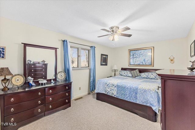 1141 East Timbers E 1141, Greeneville, TN 37745