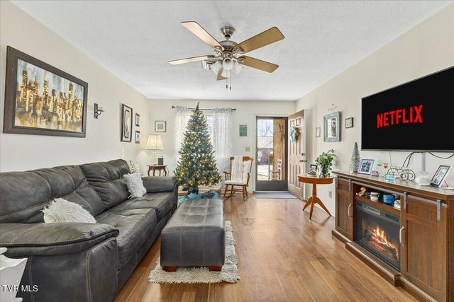 1141 East Timbers E 1141, Greeneville, TN 37745