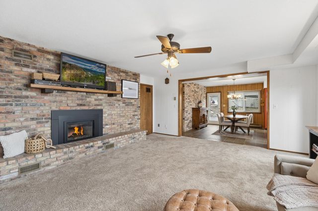 1569 Hansack Ave NE, Saint Michael, MN 55376