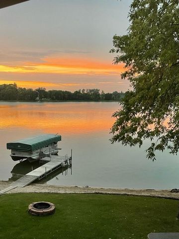 1569 Hansack Ave NE, Saint Michael, MN 55376