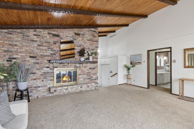 1569 Hansack Ave NE, Saint Michael, MN 55376