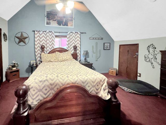 480 Hickman Shores Rd, Dover, TN 37058