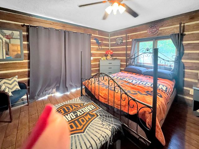 480 Hickman Shores Rd, Dover, TN 37058