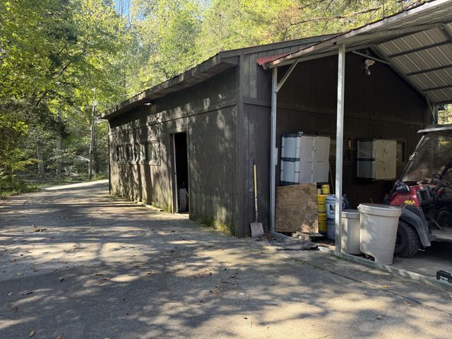 480 Hickman Shores Rd, Dover, TN 37058