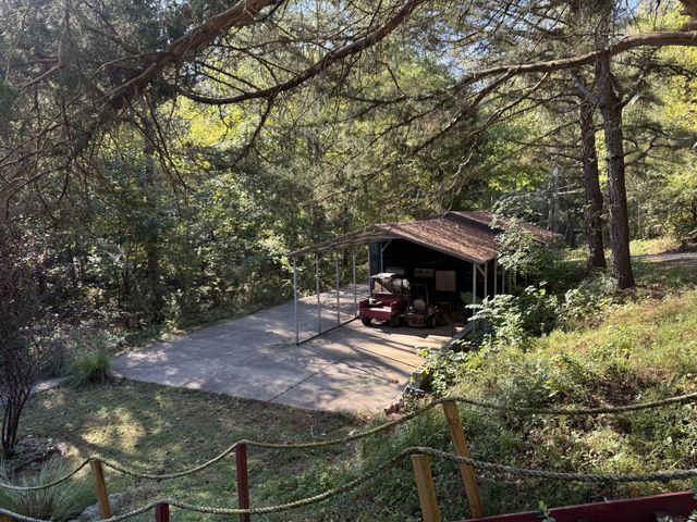 480 Hickman Shores Rd, Dover, TN 37058