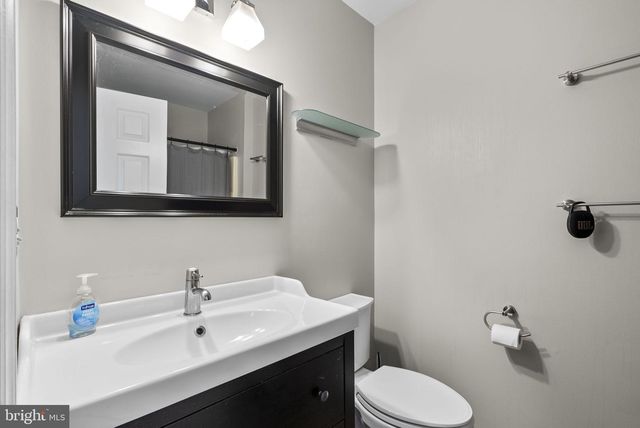 816 VALLEY DR, Crownsville, MD 21032