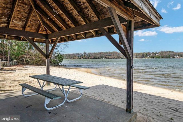 816 VALLEY DR, Crownsville, MD 21032