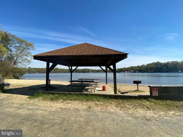 816 VALLEY DR, Crownsville, MD 21032