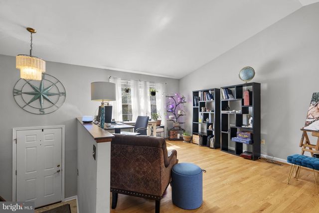 816 VALLEY DR, Crownsville, MD 21032