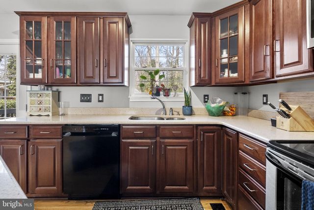 816 VALLEY DR, Crownsville, MD 21032