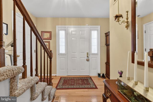1747 COLONY DR, Wyomissing, PA 19610