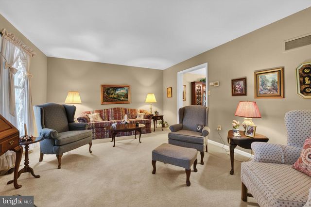1747 COLONY DR, Wyomissing, PA 19610