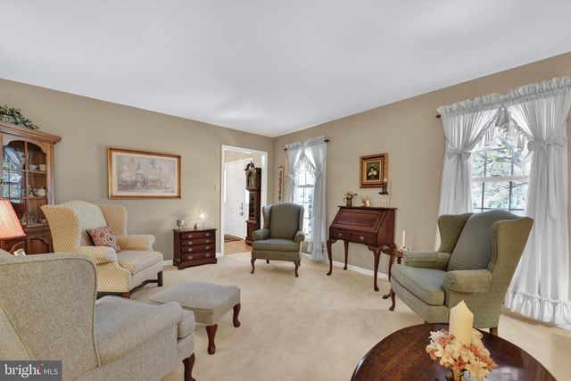 1747 COLONY DR, Wyomissing, PA 19610