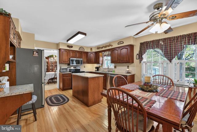 1747 COLONY DR, Wyomissing, PA 19610