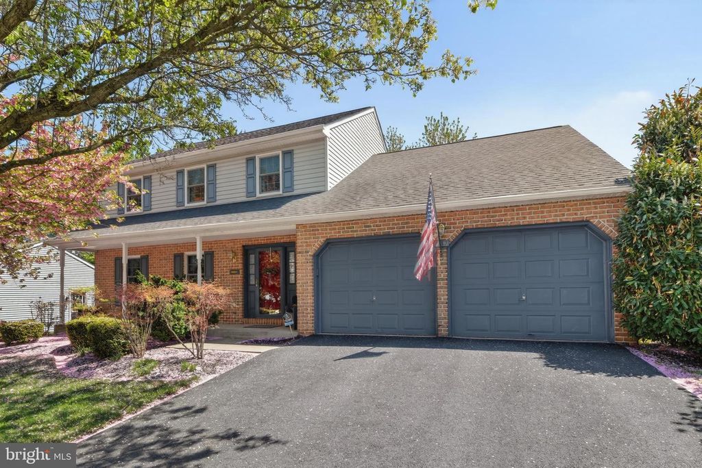 1747 COLONY DR, Wyomissing, PA 19610