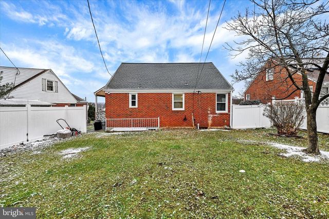 1813 HANFORD RD, Rosedale, MD 21237