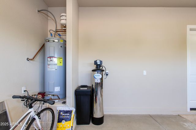 4055 MINERS SPRING Way, Wickenburg, AZ 85390