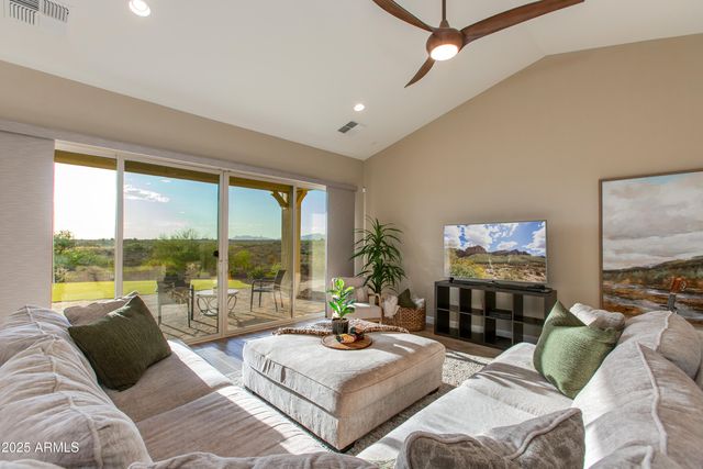 4055 MINERS SPRING Way, Wickenburg, AZ 85390