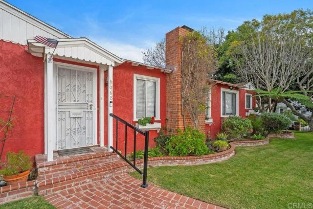 8068 El Manor, Westchester, CA 90045