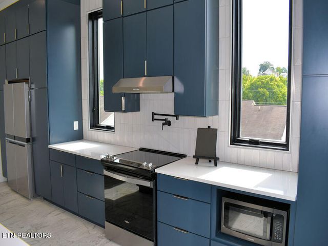 206 Granite Drive, Sevierville, TN 37876