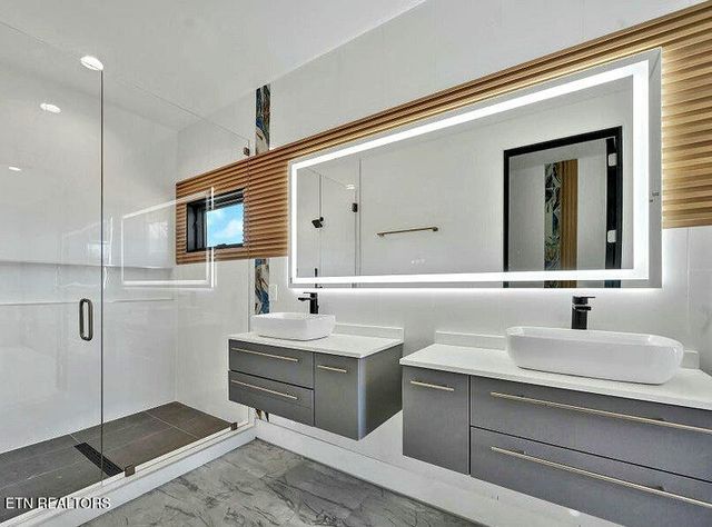 206 Granite Drive, Sevierville, TN 37876