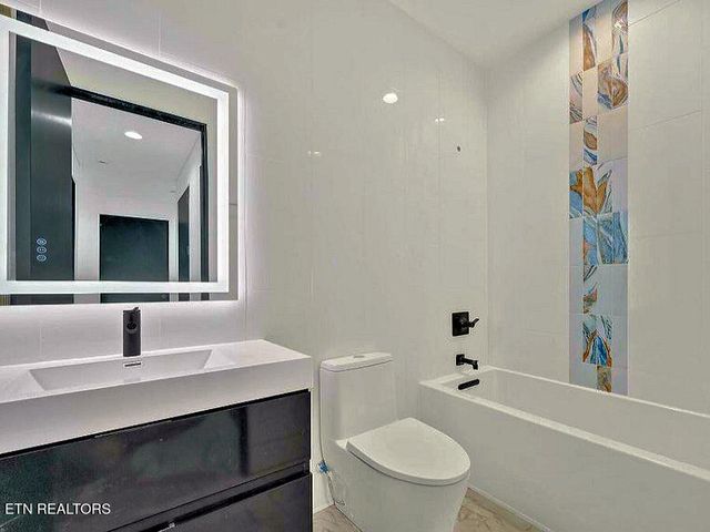 206 Granite Drive, Sevierville, TN 37876