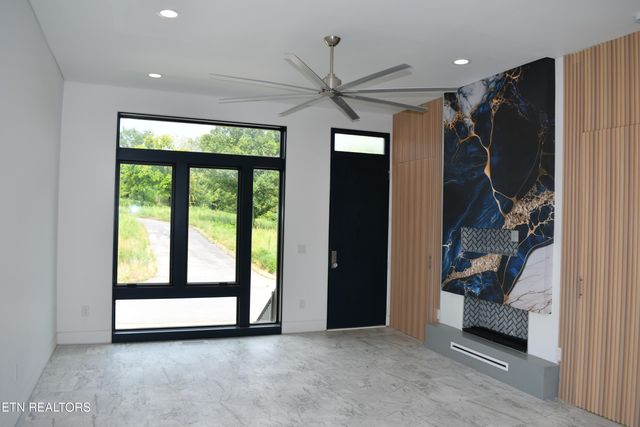 206 Granite Drive, Sevierville, TN 37876