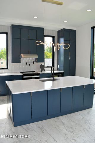 206 Granite Drive, Sevierville, TN 37876