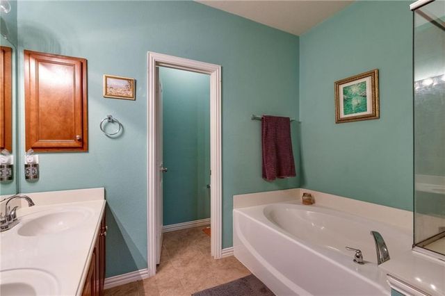 708 Creekside Drive, Little Elm, TX 75068