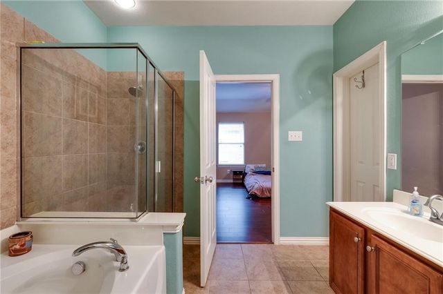 708 Creekside Drive, Little Elm, TX 75068