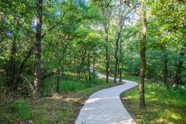 708 Creekside Drive, Little Elm, TX 75068