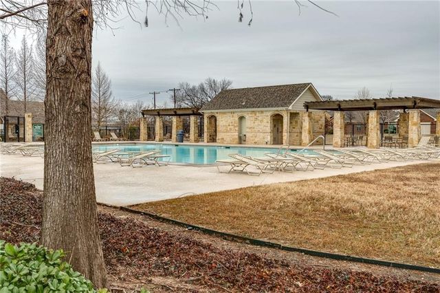 708 Creekside Drive, Little Elm, TX 75068