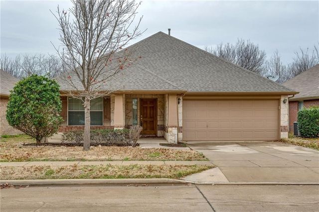 708 Creekside Drive, Little Elm, TX 75068