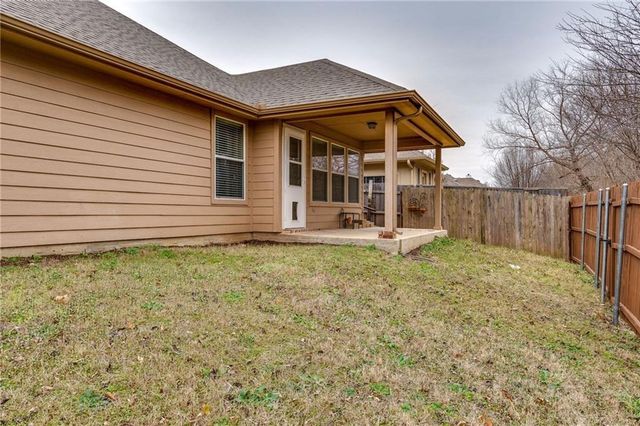 708 Creekside Drive, Little Elm, TX 75068