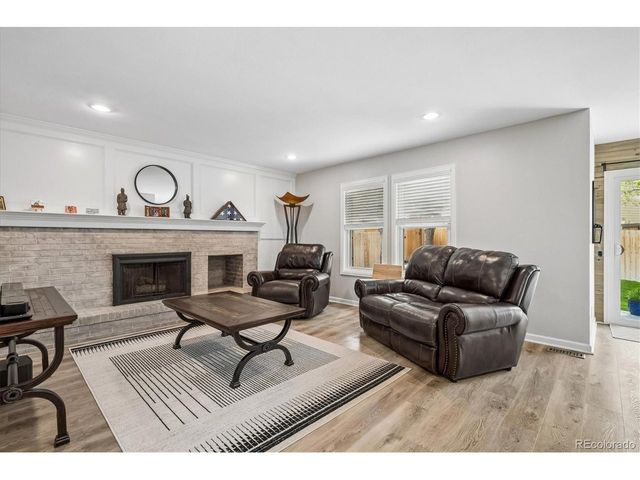 10003 Armadillo Dr, Lone Tree, CO 80124