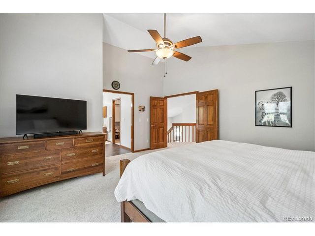10003 Armadillo Dr, Lone Tree, CO 80124