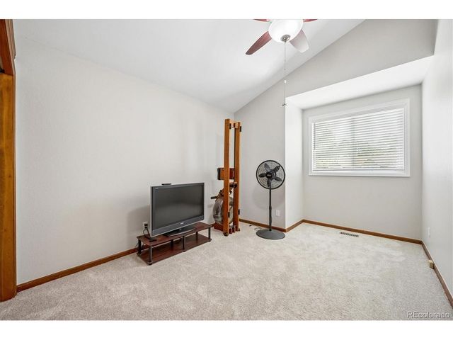 10003 Armadillo Dr, Lone Tree, CO 80124
