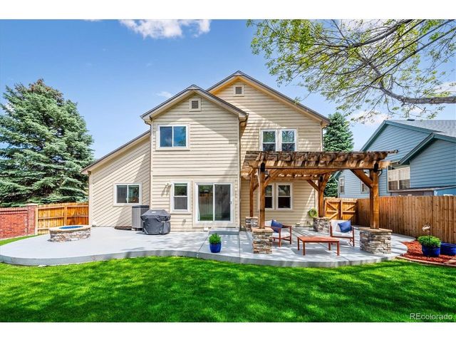10003 Armadillo Dr, Lone Tree, CO 80124