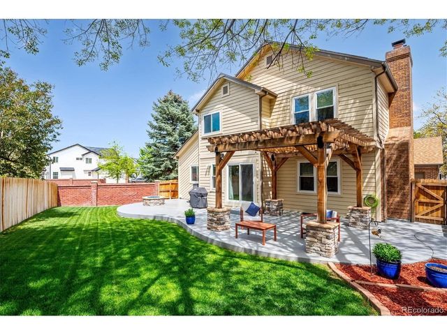 10003 Armadillo Dr, Lone Tree, CO 80124