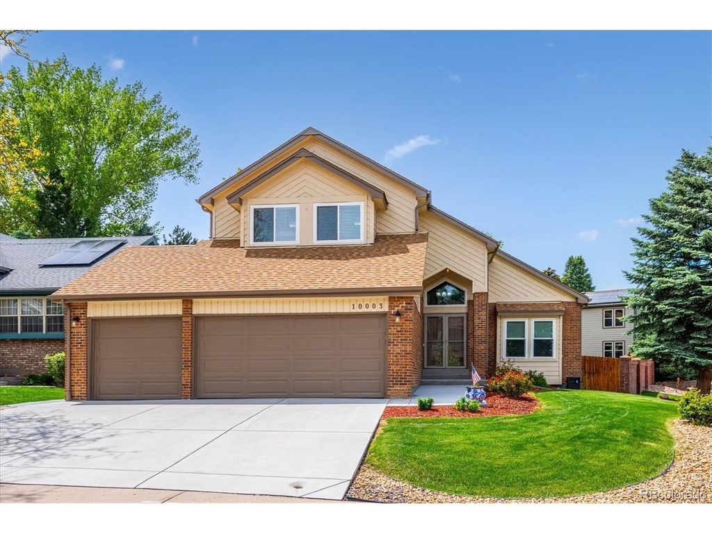 10003 Armadillo Dr, Lone Tree, CO 80124