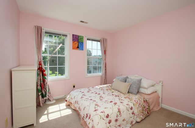 4 Meadow Road, Newtown, CT 06470