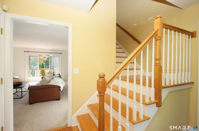 4 Meadow Road, Newtown, CT 06470