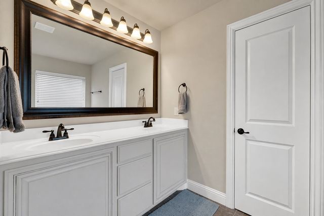 1505 Park Meadow Drive, Midlothian, TX 76065