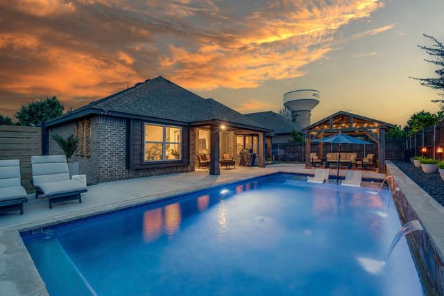 1505 Park Meadow Drive, Midlothian, TX 76065