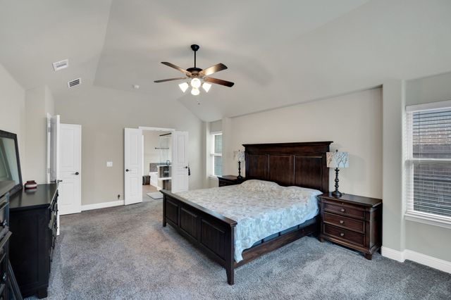 1505 Park Meadow Drive, Midlothian, TX 76065