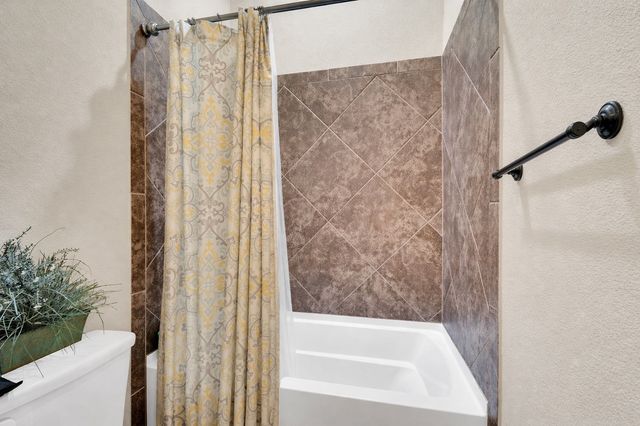 1505 Park Meadow Drive, Midlothian, TX 76065